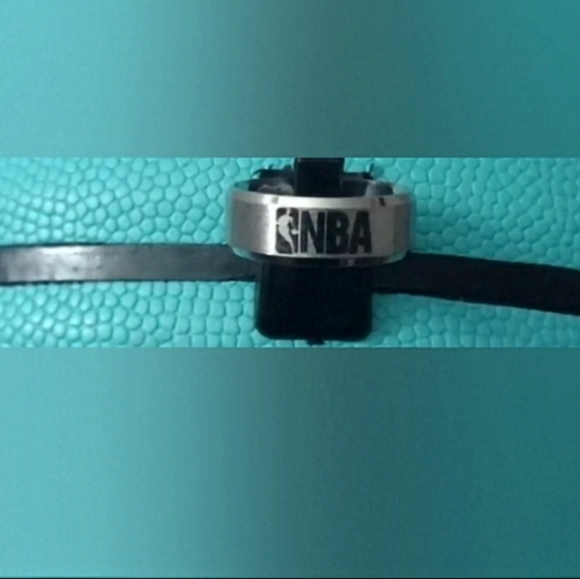 NEW! SPALDING BASKETBALL KEYCHAIN w/SIZE 9 SILVER PLATED SPORTS RING AND POSTER! - Picture 9 of 16